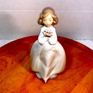 NAO by Lladro Figurine, The Flower Girl #1444 Porcelain
